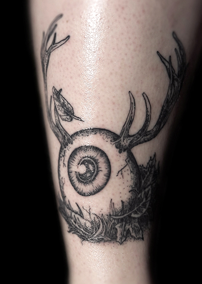 Collaboration tatouage avec Seb Ace Tattoo_Illustration oeil cerf_OKOGRAPH